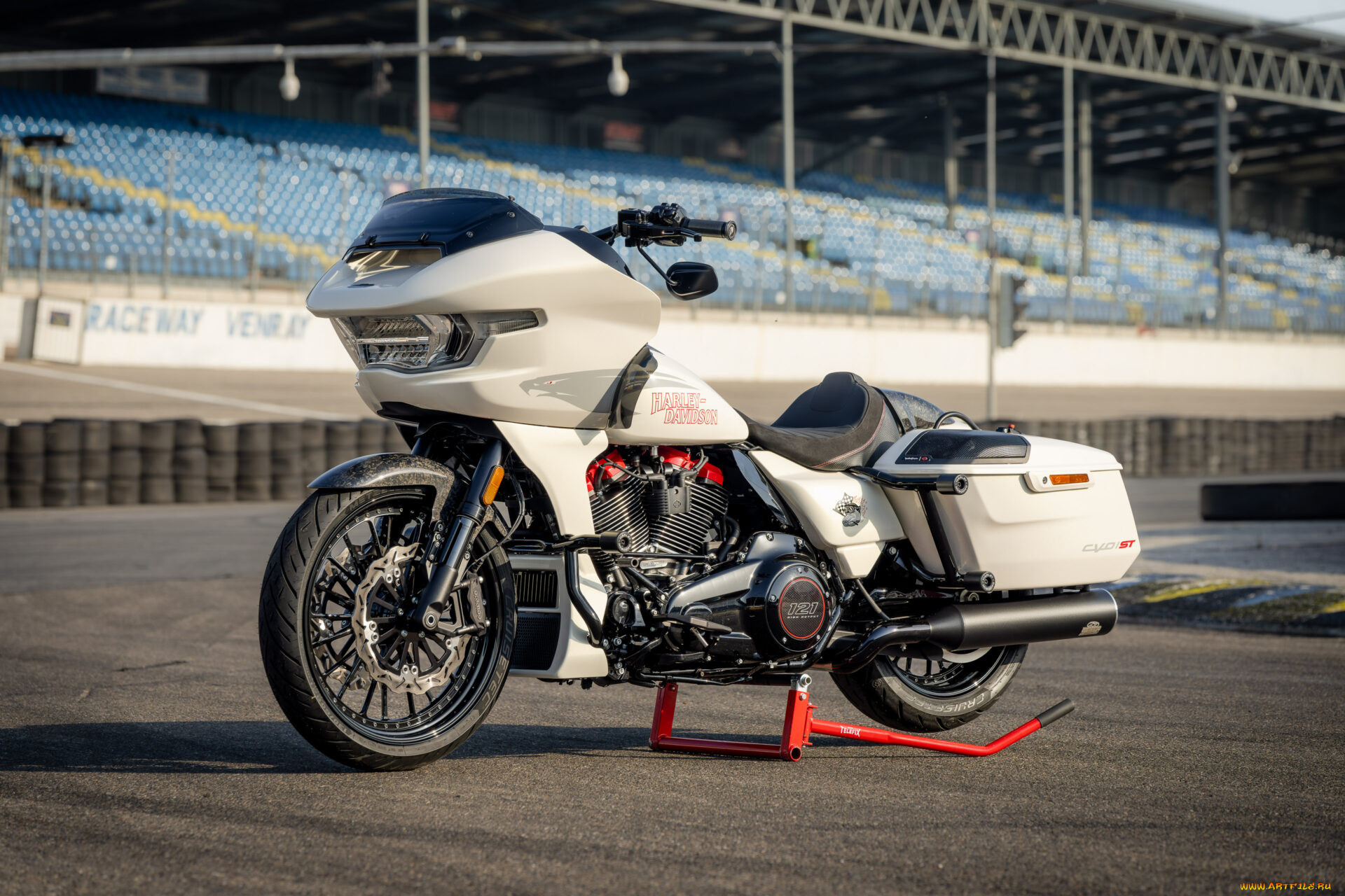 , harley-davidson, cvo, road, glide, st, customized, custombike, don, performance